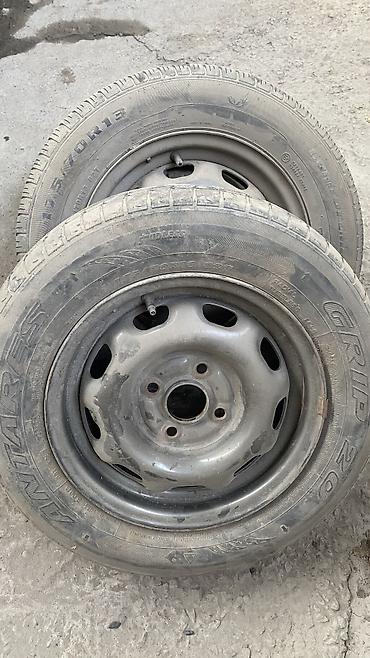 8 4: Железные Диски R 13 Toyota, Пара, отверстий - 4, Б/у — 2