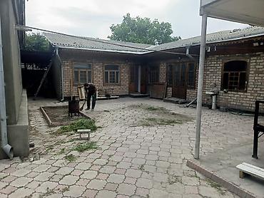 прополка травы: Уборка территории, Уборка двора и сада — 2