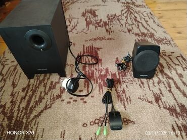 Dinamiklər və kolonkalar: İşlənmiş Creative Kolonka, Növ - Akustik, rəng - Qara