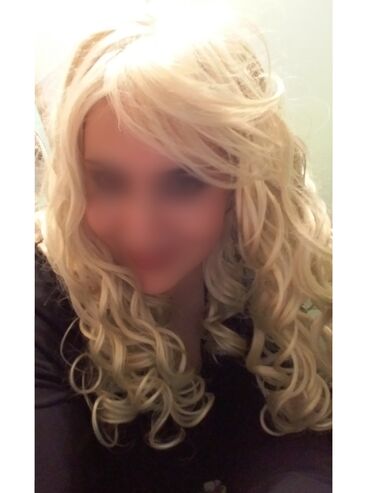 продаю парик: ПРОДАЮ ПАРИК,новый,оттенок цвета блонд. Лучше писать на Whatsapp,по