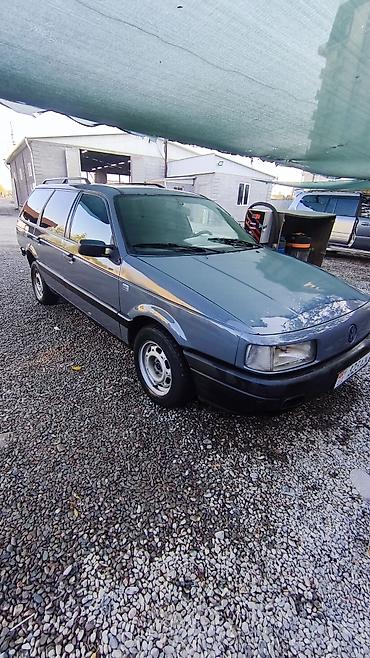 Унаа: Volkswagen Passat Variant: 1990 г., 1.8 л, Кол менен иштөөчү, Бензин, Универсал — 4