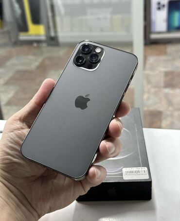 Apple iPhone: IPhone 12 Pro, Б/у, 128 ГБ, Черный, Зарядное устройство, Защитное стекло, Чехол, 84 %