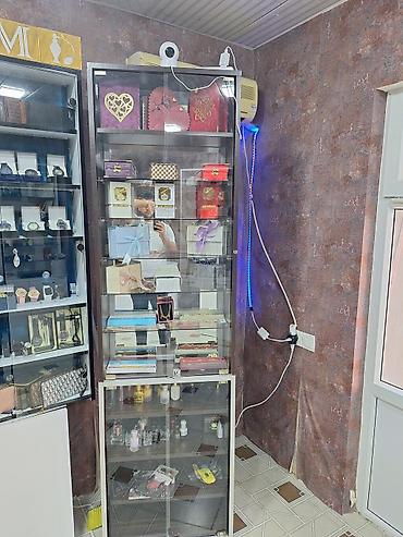 продается бизнес: Vitrin satilir 300 m — 2