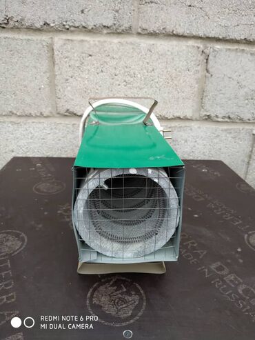 Тепловые пушки: Тепловая пушка Электрическая, более 2000 Вт, Отключение при перегреве — 1