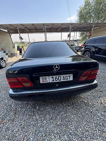 Mercedes-Benz E-Class: 1999 г., 2.4 л, Механика, Бензин, Седан