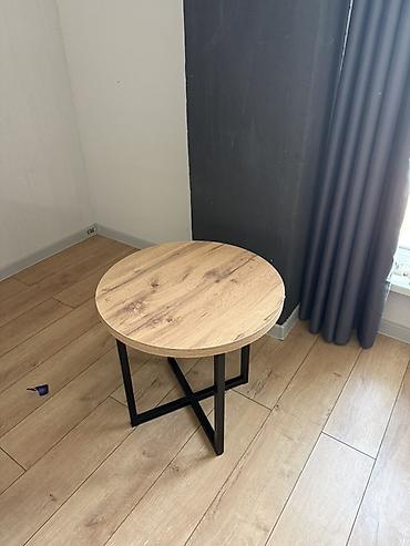 круглый: Круглый журнальный столик в современном стиле loft. - Столешница — 4