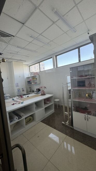 сдаётся на рынке: Офис, 20 м², В торговом центре