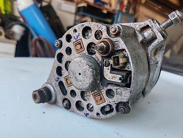 Auto delovi: Alternator Lada 2101,2102,2103,2106,2105,2107 Riva, Lada 2121 Niva 1.6 — 11