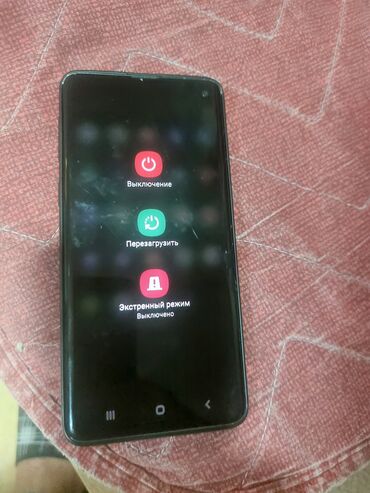 ses aparatı: Samsung Galaxy S10, rəng - Qara, Barmaq izi