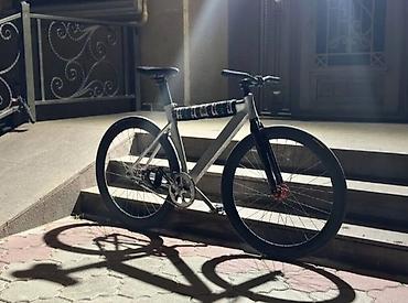 Городские велосипеды: Фикс-байк (fixed gear) городской велосипед - Легкая алюминиевая рама — 1