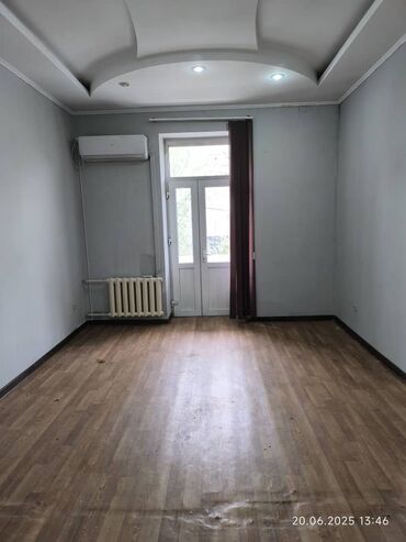 час день ночь: Сдаю Офис, 51 м², В жилом комплексе, 1 линия, С отдельным сан узлом