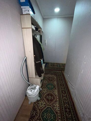 1 комнатная квартира в месяц: 1 бөлмө, 37 кв. м, 105-серия, 2 кабат, Косметикалык ремонт