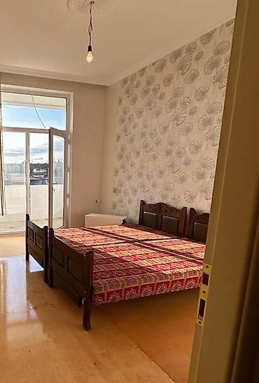 İcarəyə təqdim olunur: işıqlı və geniş yataq otağı - Otaq: geniş