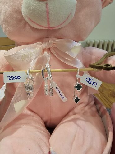 Minđuše: Srebrni nakit – više modela - Srebrne minđuše sa prozirnim cirkonima na lalafo.rs — 37 Minđuše: Srebrni nakit – više modela - Srebrne minđuše sa prozirnim cirkonima — 37