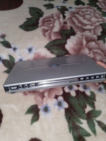 ram ddr3 2gb notebook: Audel markalı DVD/DivX pleyer Xüsusiyyətlər: - Ön paneldə USB giriş -