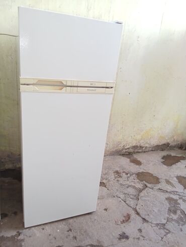 Aspiratorlar: 2 qapılı Indesit Soyuducu Satılır, rəng - Ağ