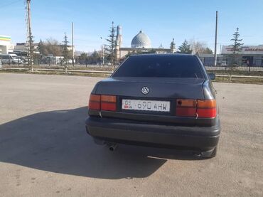 бутка сатам: Volkswagen Vento: 1993 г., 1.8 л, Механика, Бензин