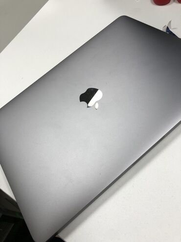 купить ноутбук макбук: Ноутбук, Apple