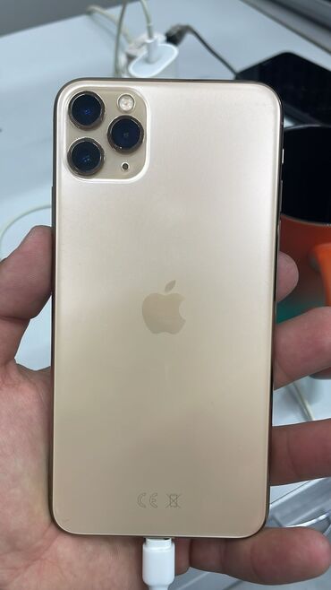 Apple iPhone: IPhone 11 Pro Max, 64 GB, Qızılı, Face ID