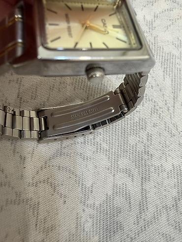 3d saat: Casio uniseks qol saatı – klassik kvadrat dizayn - Brend: Casio - — 4