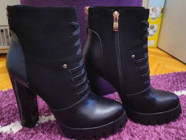 zenske cizme 42 broj: Ankle boots, 37