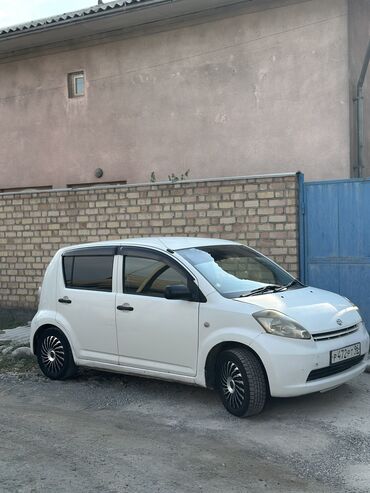 продаю или меняю с доплатой мне: Toyota Passo: 2005 г., 1 л, Автомат, Бензин, Хетчбек