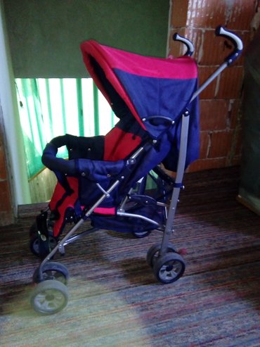 pletene cipelice za bebe: Lazzaro kišobran kolica, u odličnom stanju, malo korišćena
