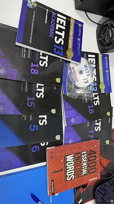 IELTS kitablari və 4000 essential english words 1 second edition