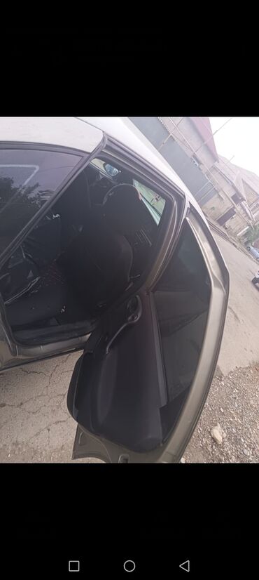 Opel: Opel sedan – komfortlu və praktik gündəlik minik avtomobili. - Kuzov — 4