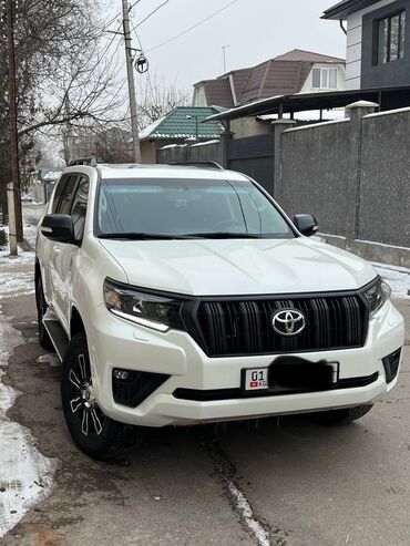 Toyota Land Cruiser Prado: 2023 г., 4 л, Автомат, Бензин, Внедорожник