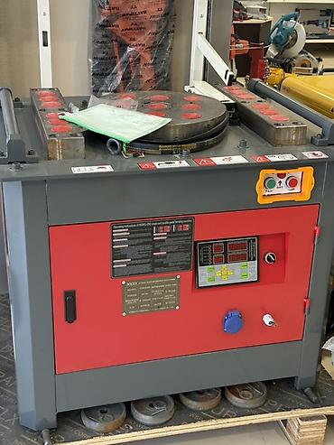 islenmis svarka aparati: Armatur əyən dəzgah – XCD Steel Bar Bending Machine - İstifadə — 1
