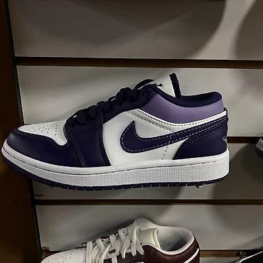 roshe run: Мужские кроссовки, 41, Nike, Новый, цвет - Белый, Платная доставка — 10