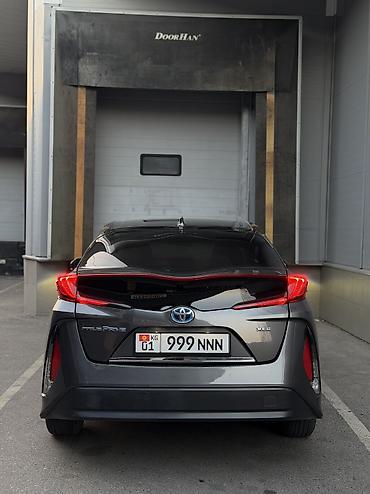 тае: Toyota Prius: 2021 г., 1.8 л, Автомат, Электромобиль, Лифтбек — 3