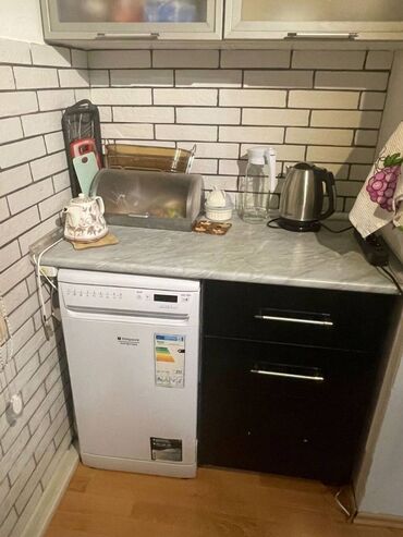 Uzunmüddətli kirayə mənzillər: Binəqədi rayonu,8mkr,9 mərtəbənin,3-cü mərtəbəsində,1-in 2 — 7