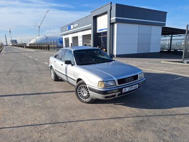 Audi: Audi 80: 1993 г., Механика, Бензин, Седан — 8