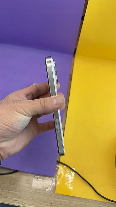 Apple iPhone: IPhone 16 Pro, Б/у, 128 ГБ, 95 % — 3