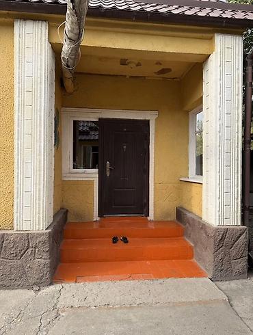 Продажа домов: 6 комнат, 105 м², 10 соток, Бишкек, Риэлтор — 5