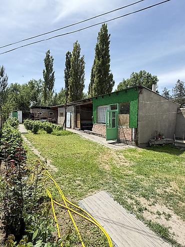 токмак: 3 комнаты, 81 м², 1 этаж, Старый ремонт — 3