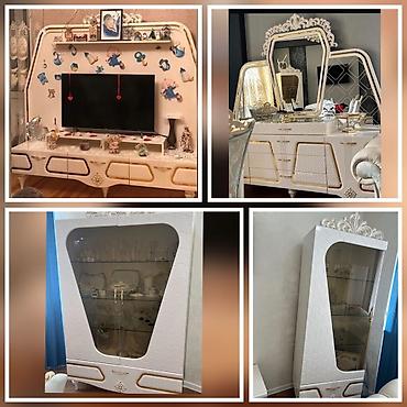 Qiymət dest 550azn Qonaq otağı mebeli qorka kamod bar ve tv stend ela lalafo.az -da Qiymət dest 550azn Qonaq otağı mebeli qorka kamod bar ve tv stend ela