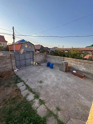 Продажа коттеджей и домов: 💎СРОЧНО ПРОДАЕТСЯ ДОМ 🏢Комнат: 4 🏘️Район: Баха-Магистраль 📊Состояние — 19