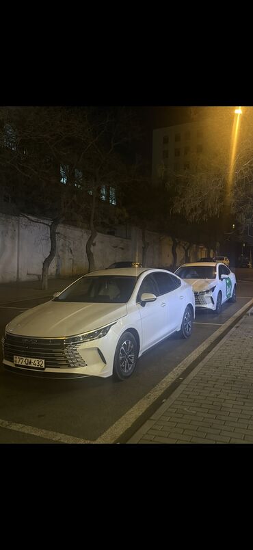 Toyota: Toyota Aqua Prius icarəyə verilir qalmamaq şərti ilə Bütün təmir