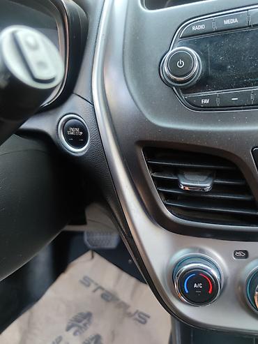 шевралеь: Chevrolet Spark: 2018 г., 1 л, Вариатор, Бензин, Хэтчбэк — 8