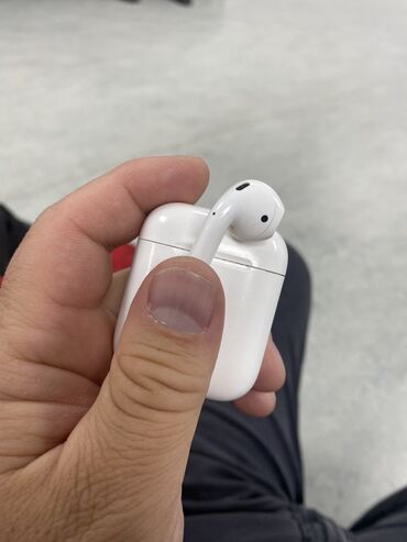 овио кондиционер бишкек: Продаю айрподс оригинал. Второе ушко утеряно. Батарейку держит хорошо
