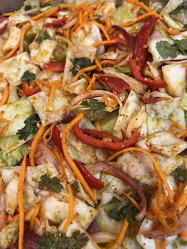 Готовые блюда, кулинария: Салаты по-домашнему: пикантные овощные закуски - Морковь по-корейски — 1