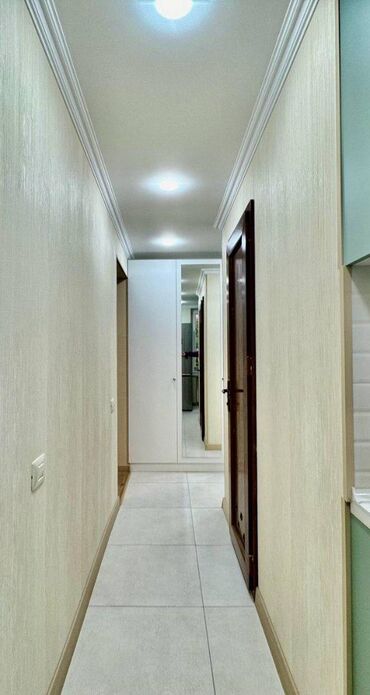 Uzunmüddətli kirayə mənzillər: Xətai r-n 8 Noyabr pr. "Nargilə" kafesi ilə üzbəüz 5 mərtəbəli binanın