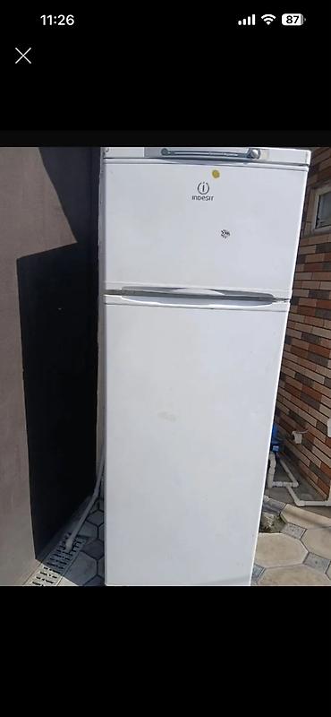 kondisioner ustalari: Indesit soyuducu 200₼. İşlək vəziyyətdədir. Ünvan Xalqlar — 1