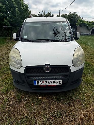 Fiat: Fiat Doblo Benzin+metan. Karoserija i prostor za teret: - Zatvoreni — 9