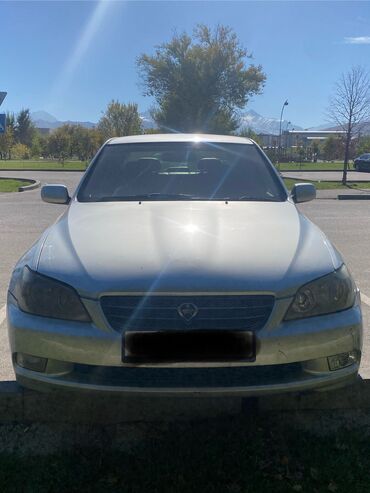 тайота ранер: Toyota Altezza: 2002 г., 2 л, Автомат, Бензин, Седан