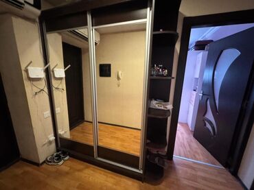 Kupe, 2 qapılı Düz dolab, Qarderob, paltar dolabı