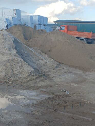 Şeben: Məhsul: Şeben və qum qarışığı (beton və tikinti üçün) Təsvir: - — 11